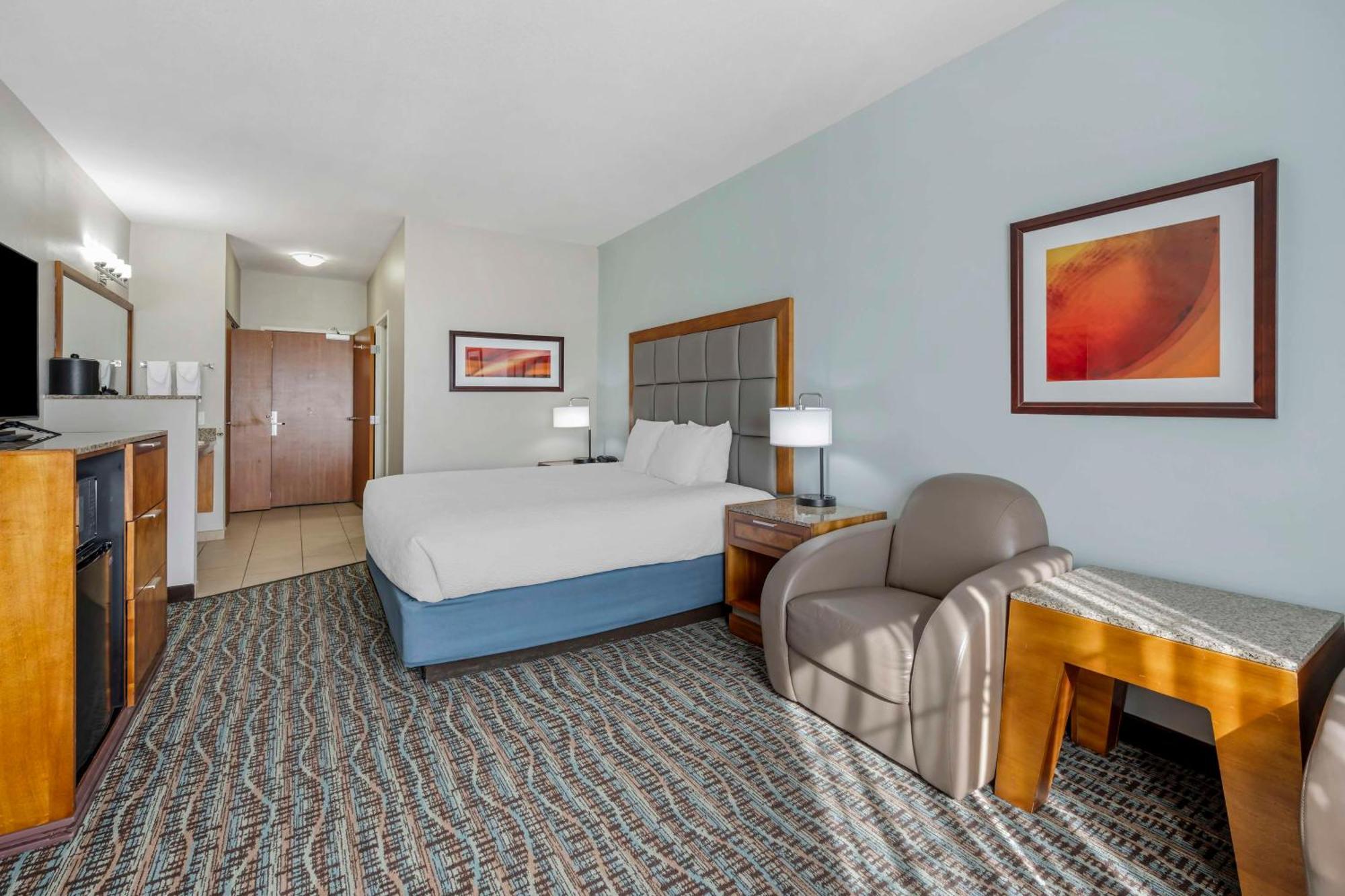 Best Western Plus Peppertree Inn At Omak Esterno foto