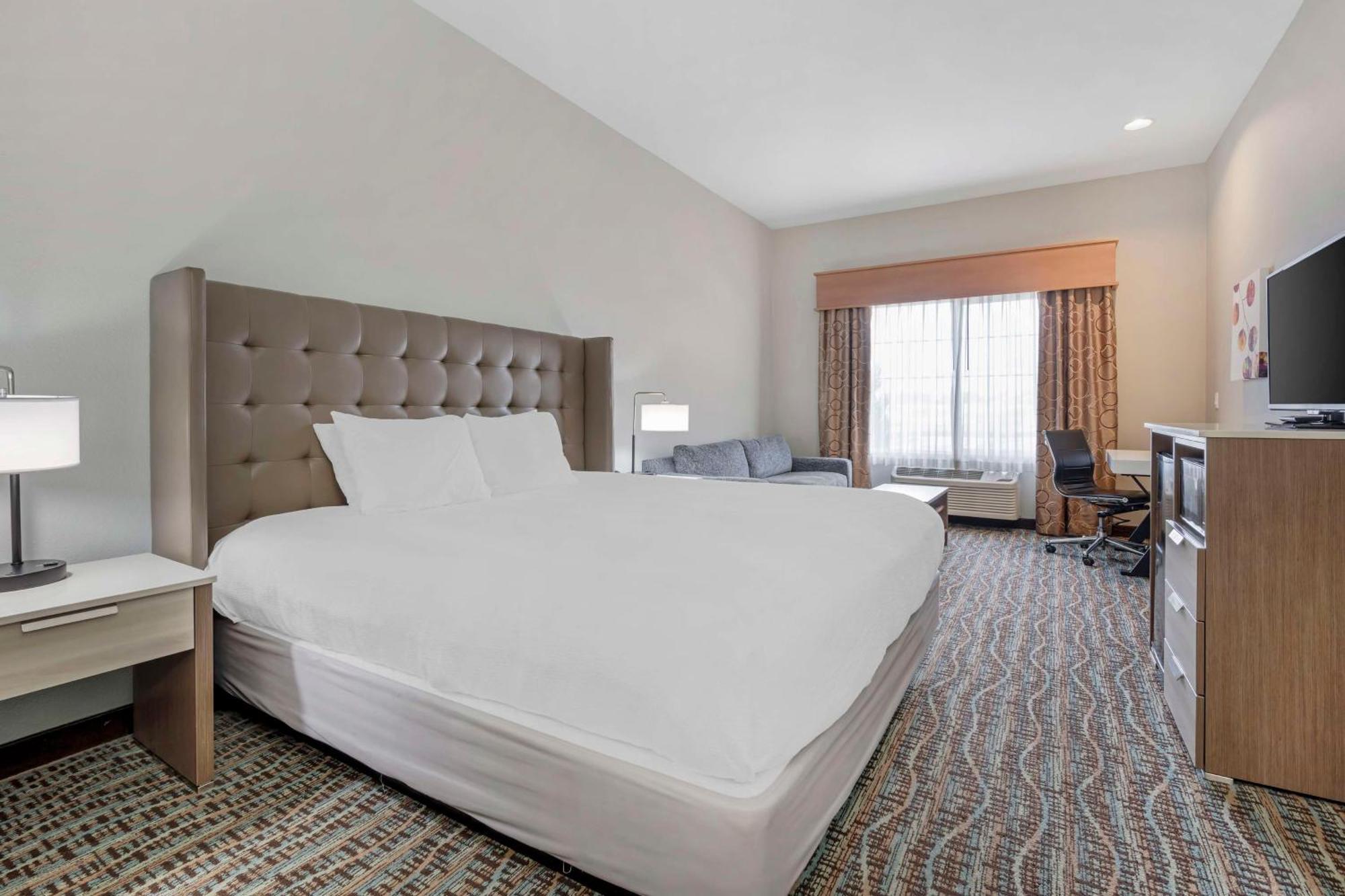 Best Western Plus Peppertree Inn At Omak Esterno foto