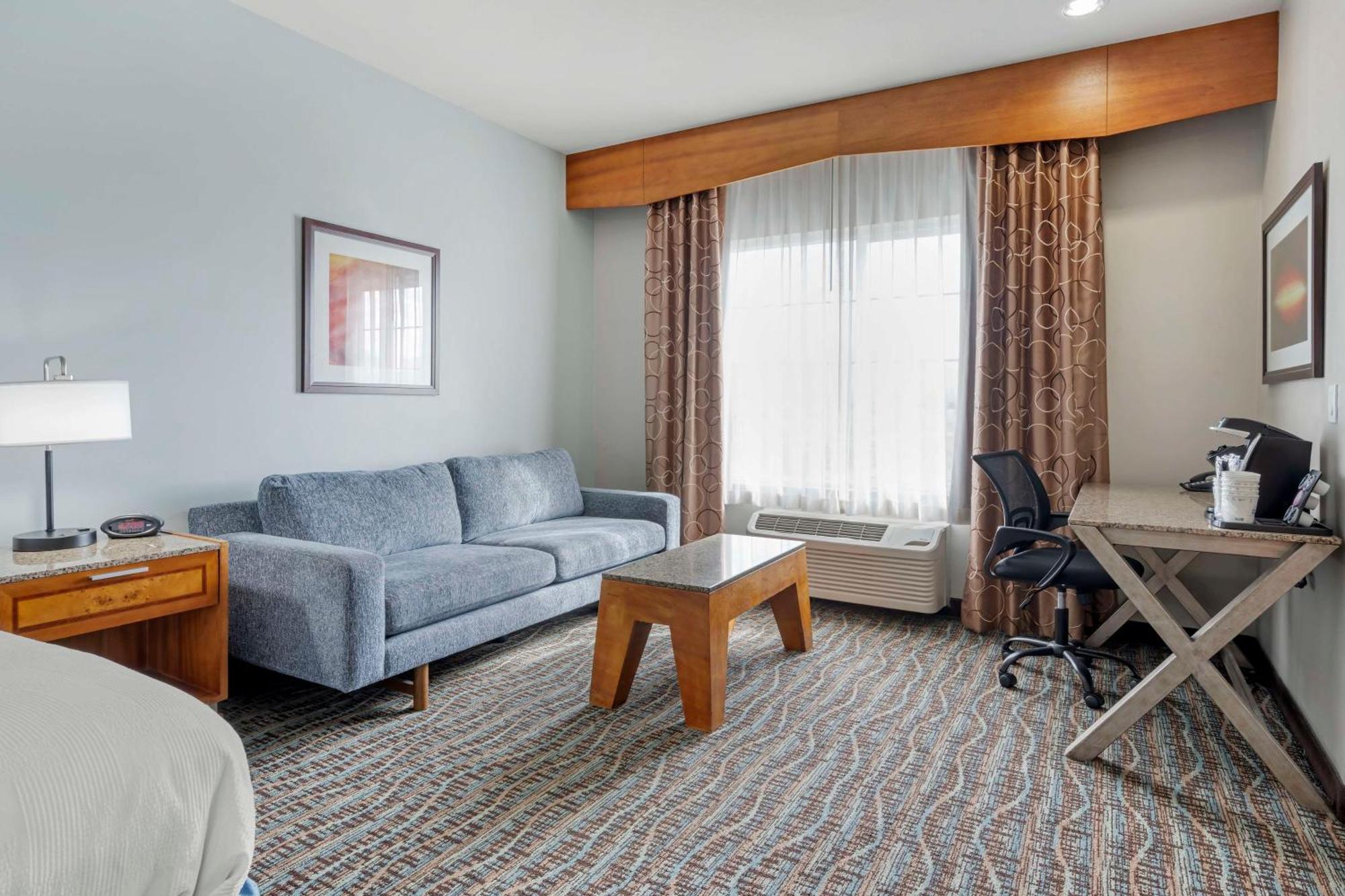 Best Western Plus Peppertree Inn At Omak Esterno foto