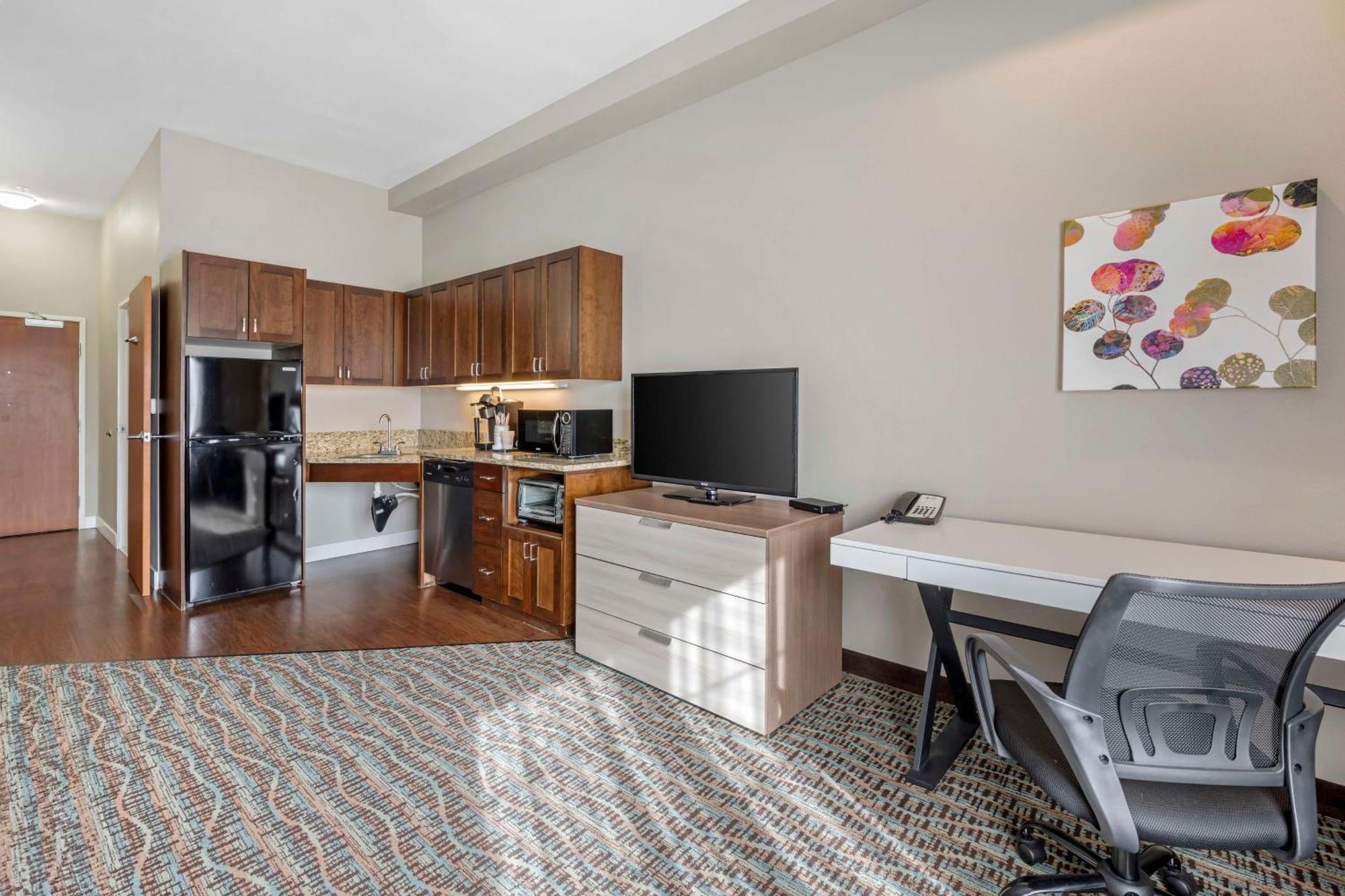 Best Western Plus Peppertree Inn At Omak Esterno foto