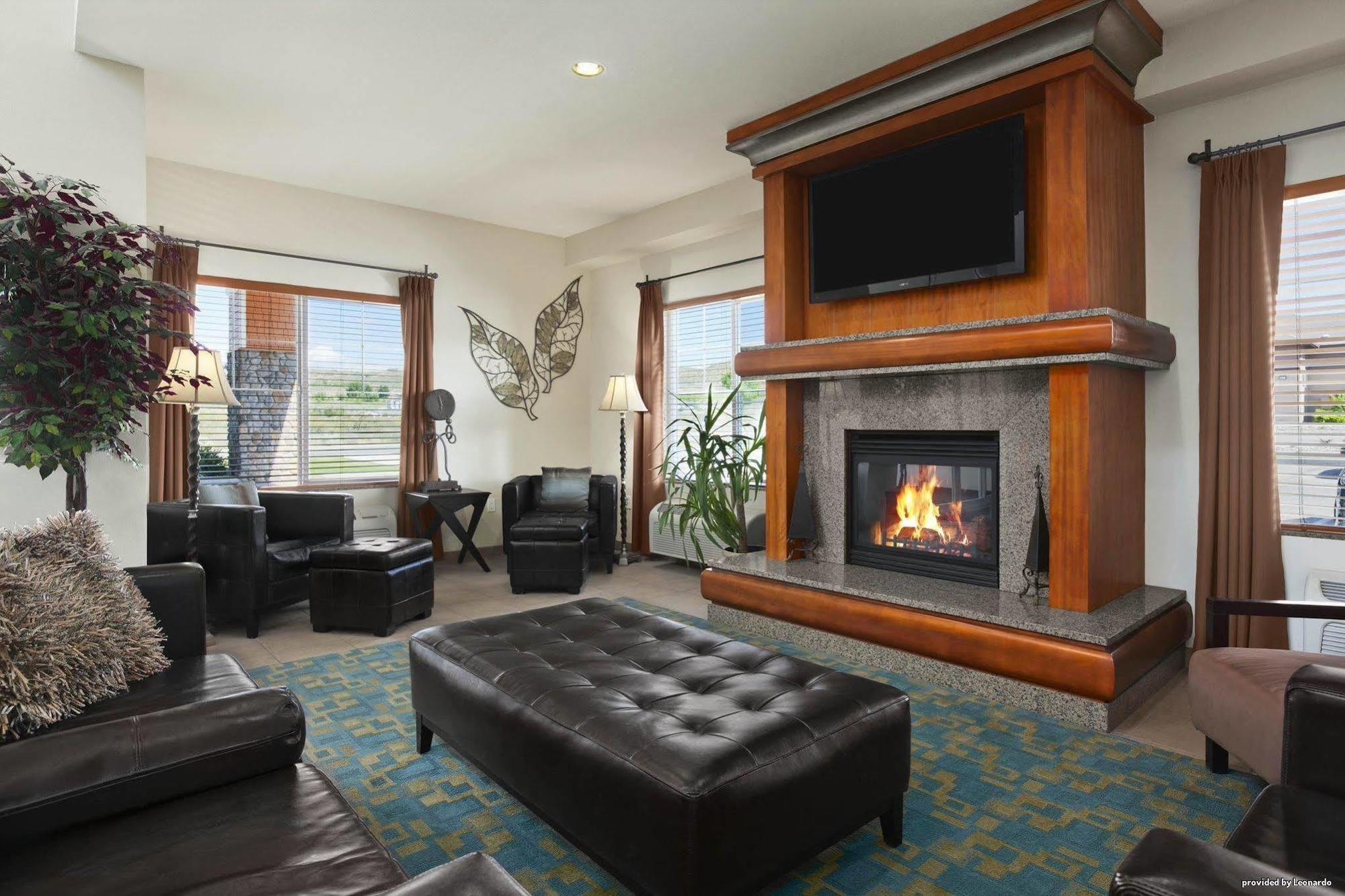 Best Western Plus Peppertree Inn At Omak Esterno foto