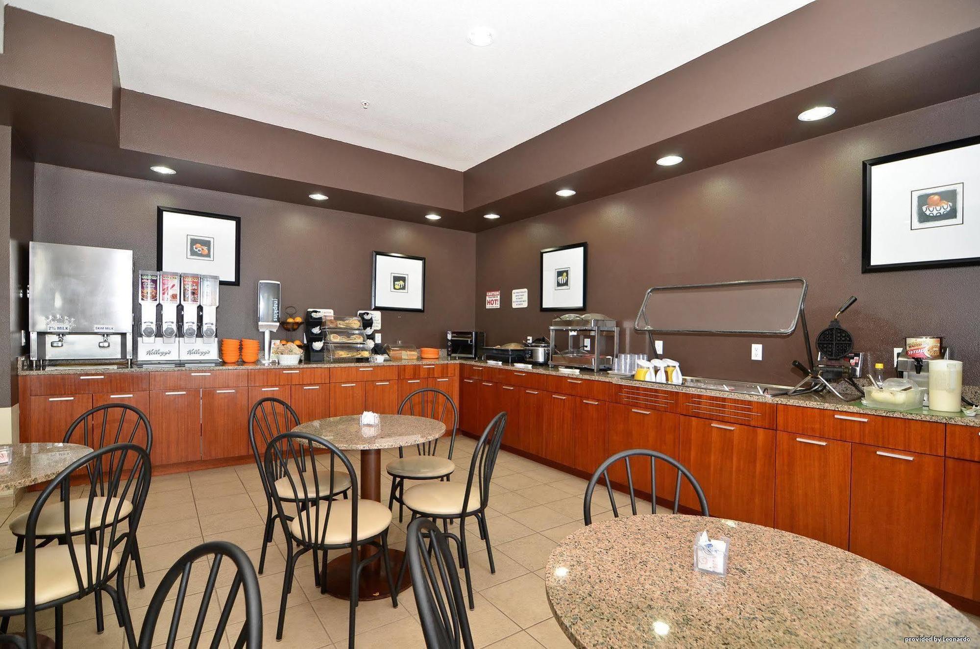 Best Western Plus Peppertree Inn At Omak Esterno foto